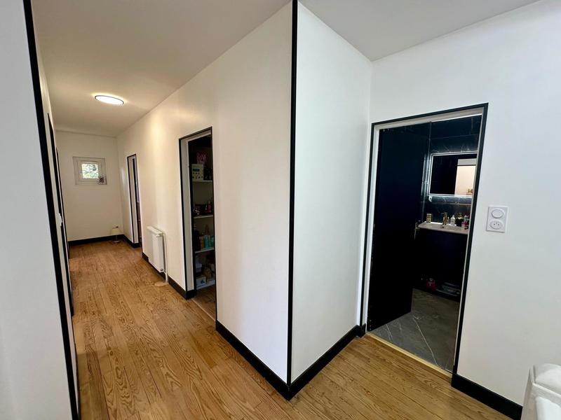 Maison - 142 m² - 7 pièces