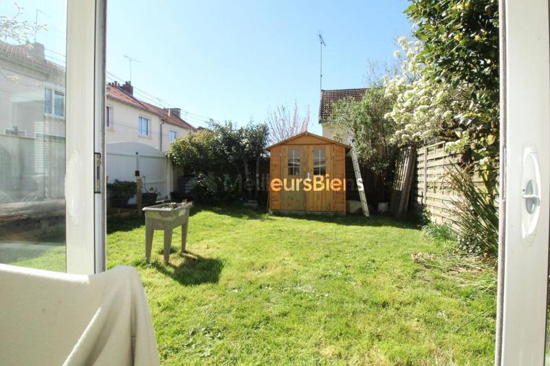 Maison - 93 m² - 5 pièces