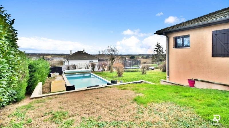 Maison - 143 m² - 6 pièces