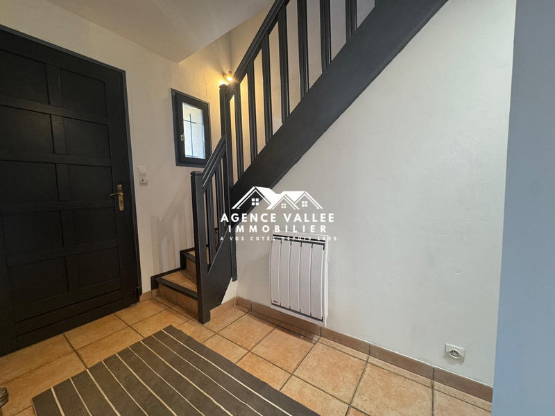 Maison traditionnelle - 148 m² - 7 pièces