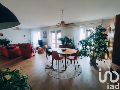 Appartement - 128 m² - 6 pièces