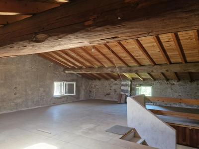 Maison - 98 m² - 5 pièces