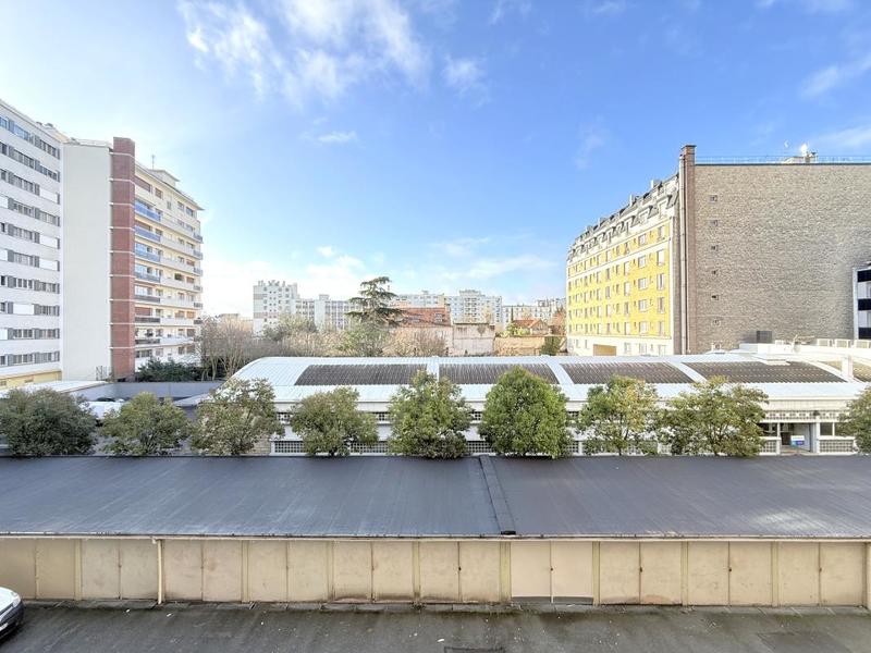 Appartement - 64 m² - 4 pièces