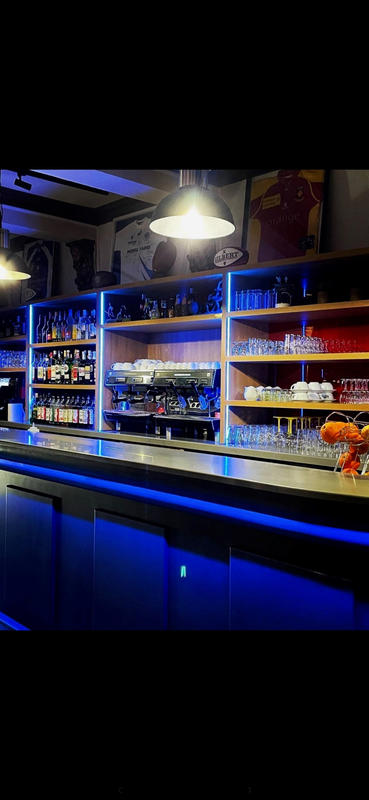 Fonds de commerce - Magasins - 90 m²