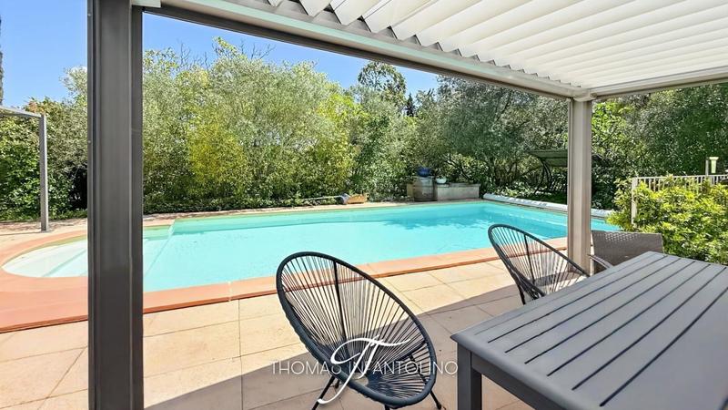 Maison - 160 m² - 5 pièces