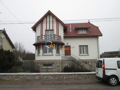 Maison - 142 m² - 7 pièces