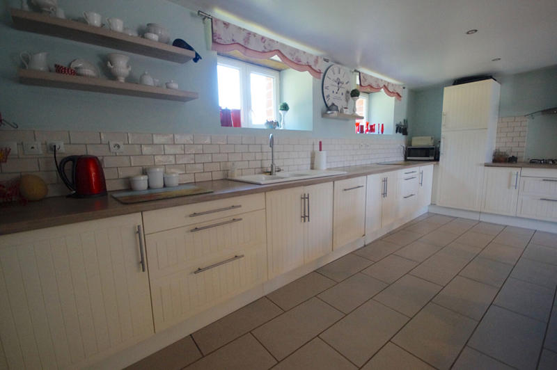 Maison - 199 m² - 7 pièces