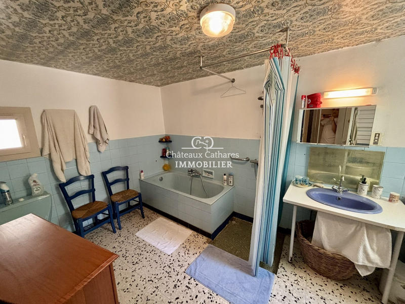 Maison - 239 m² - 11 pièces