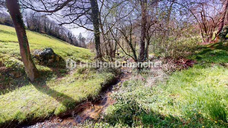 Maison - 380 m² - 7 pièces