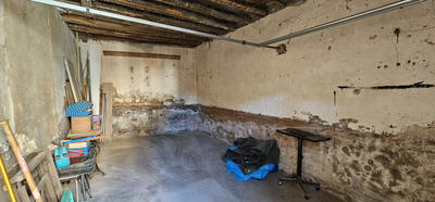 Parking / Garage - 48 m²