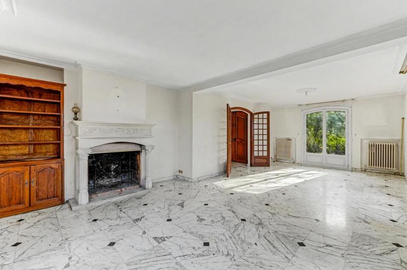 Maison - 185 m² - 7 pièces