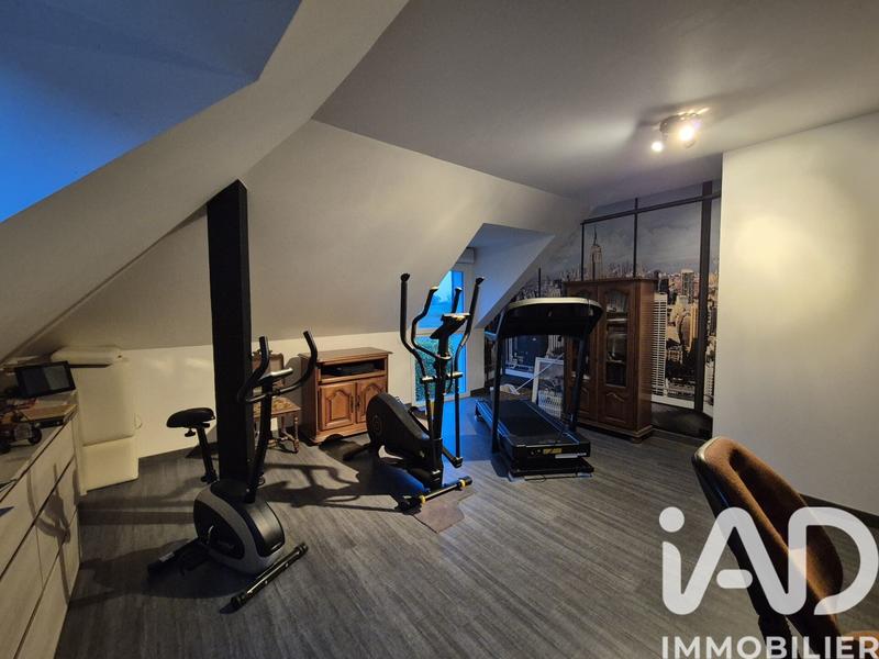 Maison - 177 m² - 6 pièces