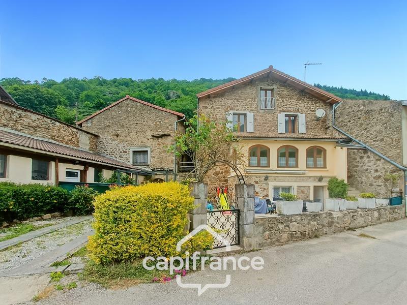 Maison - 108 m² - 5 pièces