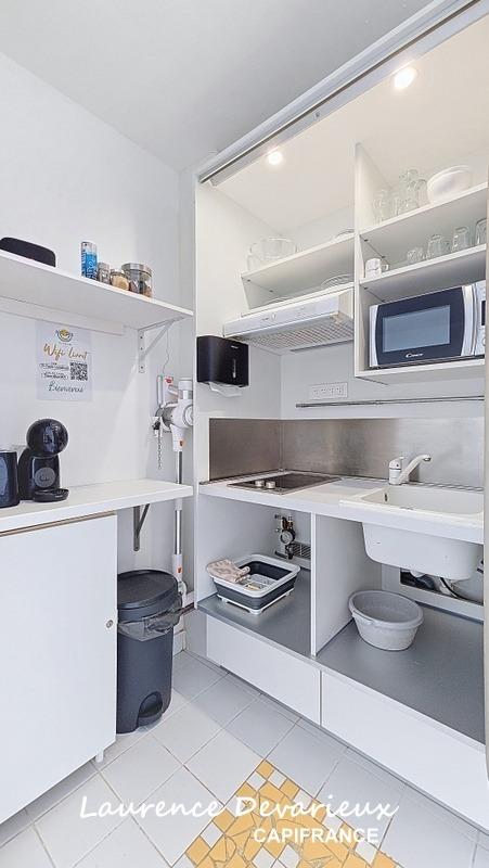 Studio - 25 m² - 1 pièce