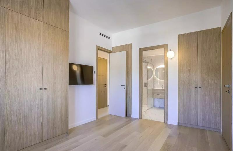 Appartement - 150 m² - 4 pièces