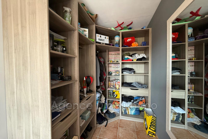 Villa - 168 m² - 7 pièces