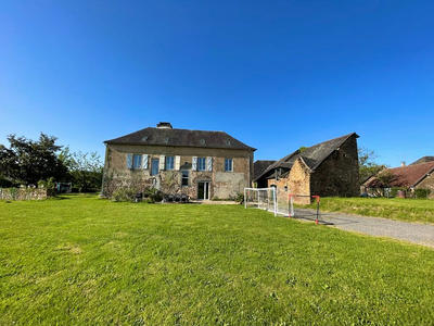 Maison - 206 m² - 6 pièces