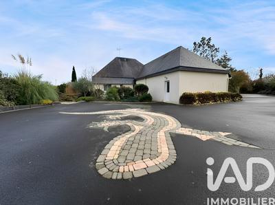 Maison - 175 m² - 6 pièces