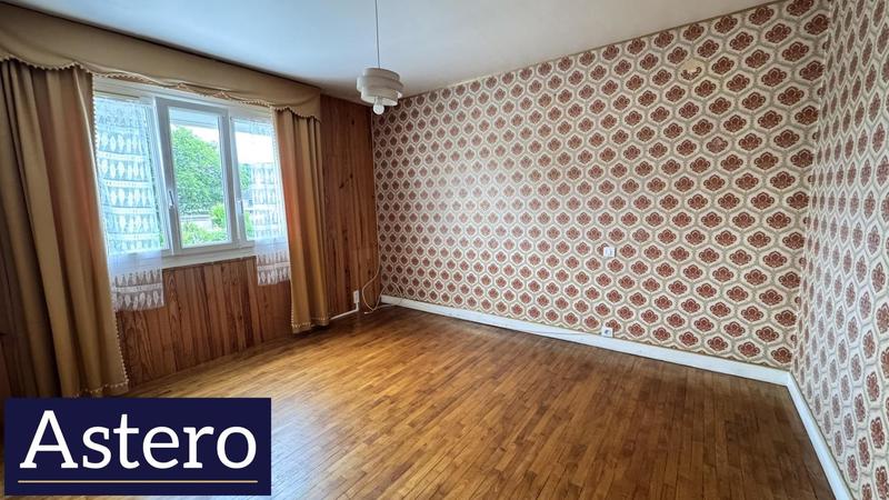 Maison - 97 m² - 7 pièces