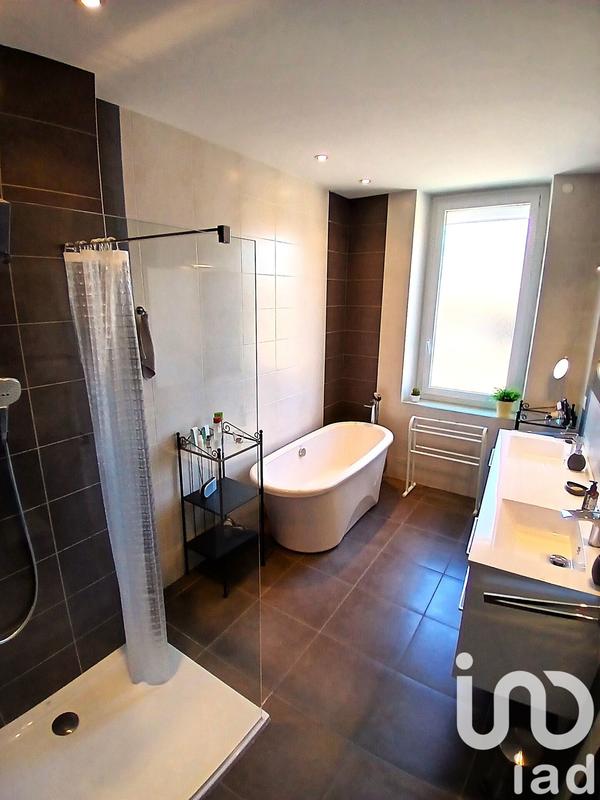 Maison de ville - 319 m² - 8 pièces