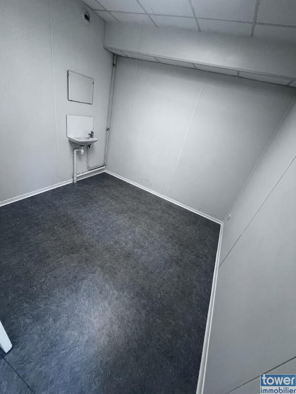 Local commercial - 81 m²