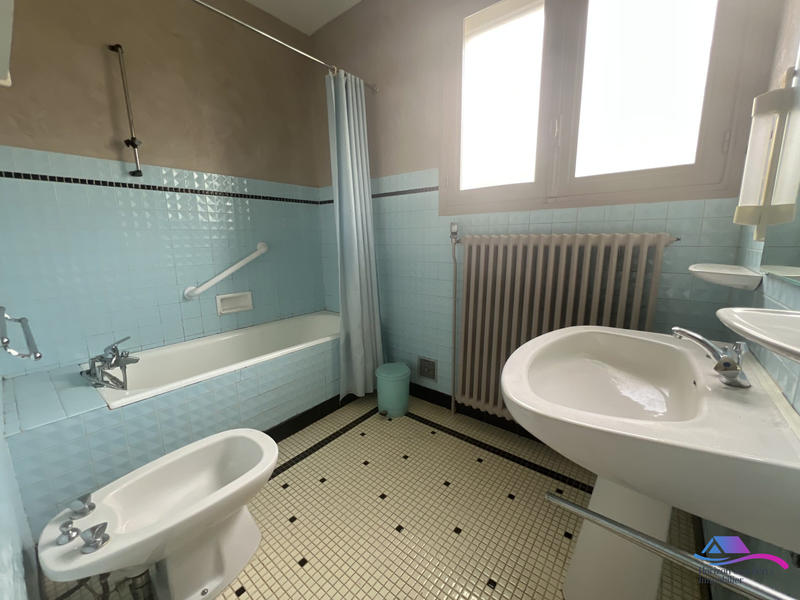 Maison - 122 m² - 4 pièces