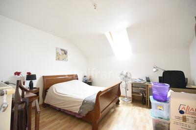 Maison - 96 m² - 4 pièces