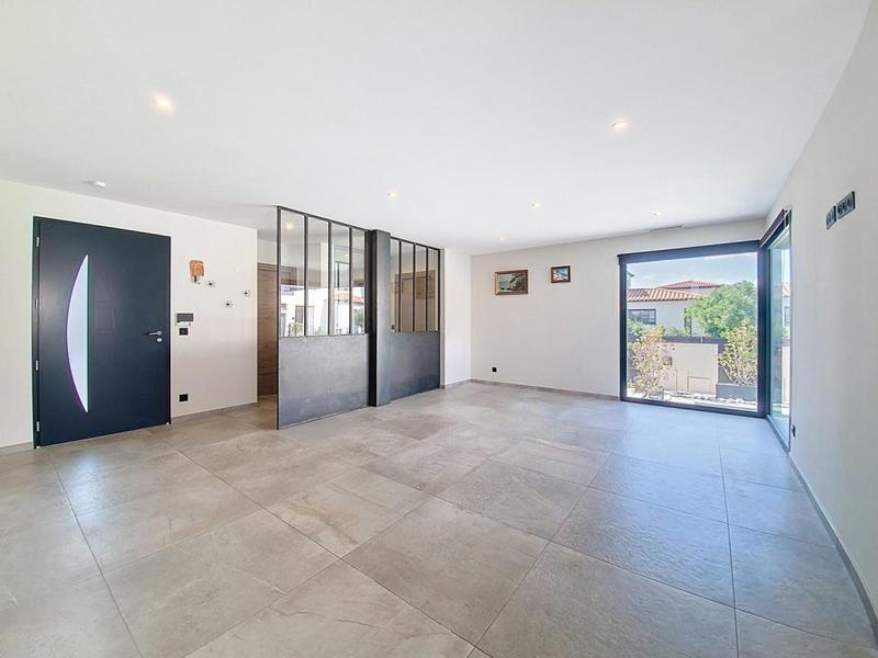 Maison - 141 m² - 6 pièces