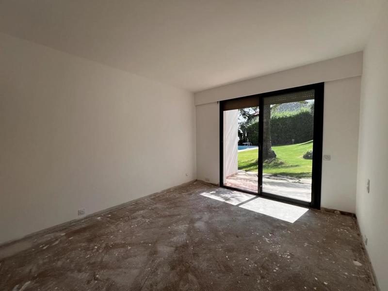 Villa - 302 m² - 5 pièces