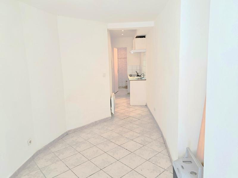 Studio - 17 m² - 1 pièce