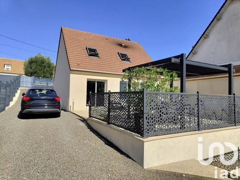 Maison - 91 m² - 5 pièces