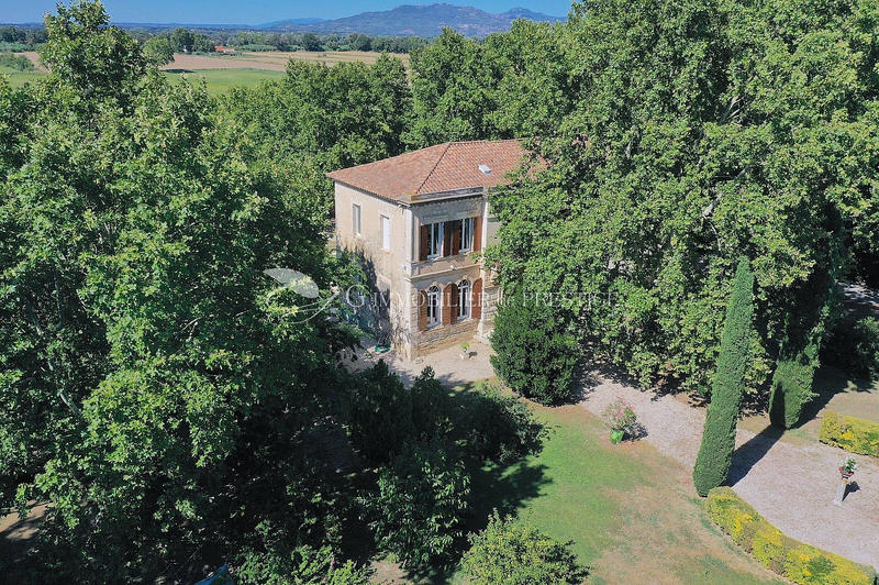 Château - 600 m² - 10 pièces