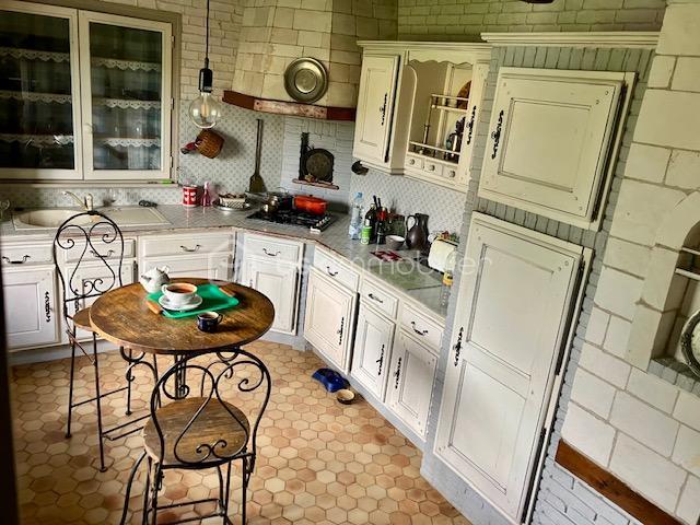 Maison - 169 m² - 8 pièces