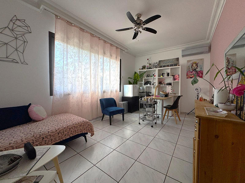 Maison - 194 m² - 7 pièces