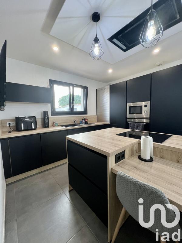 Maison - 94 m² - 4 pièces