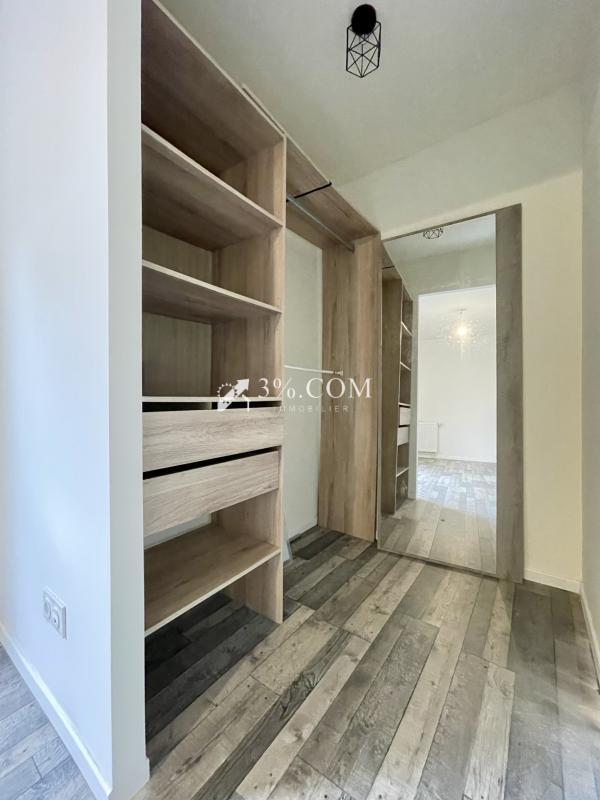 Maison - 99 m² - 5 pièces