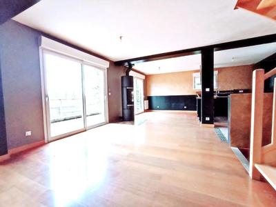 Maison - 170 m² - 7 pièces