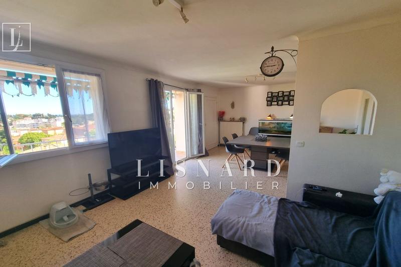 Appartement - 67 m² - 4 pièces