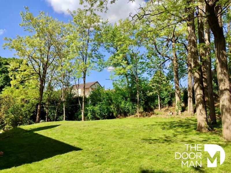 Demeure - 264 m² - 7 pièces