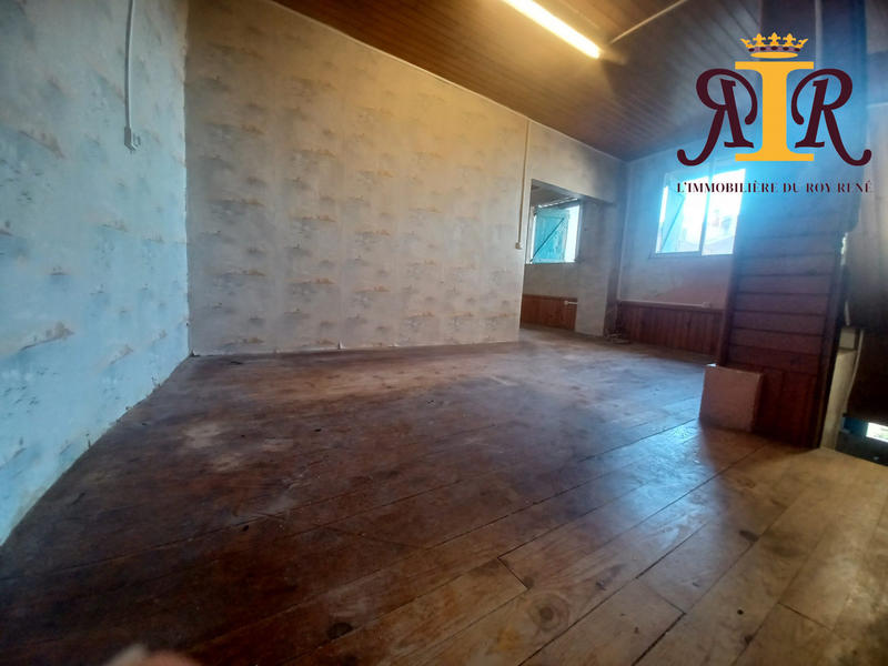 Maison - 102 m² - 4 pièces