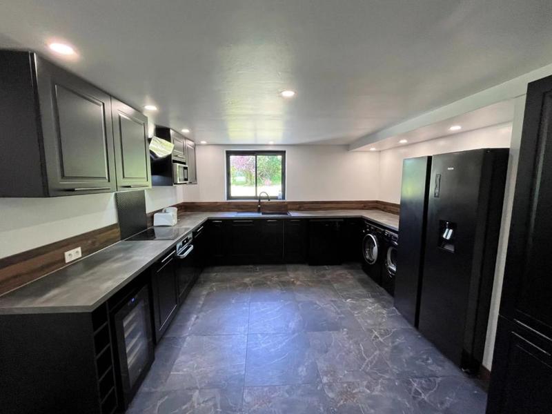 Propriété - 134 m² - 4 pièces