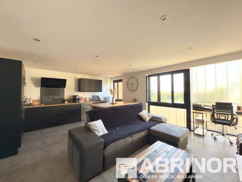 Appartement - 81 m² - 4 pièces