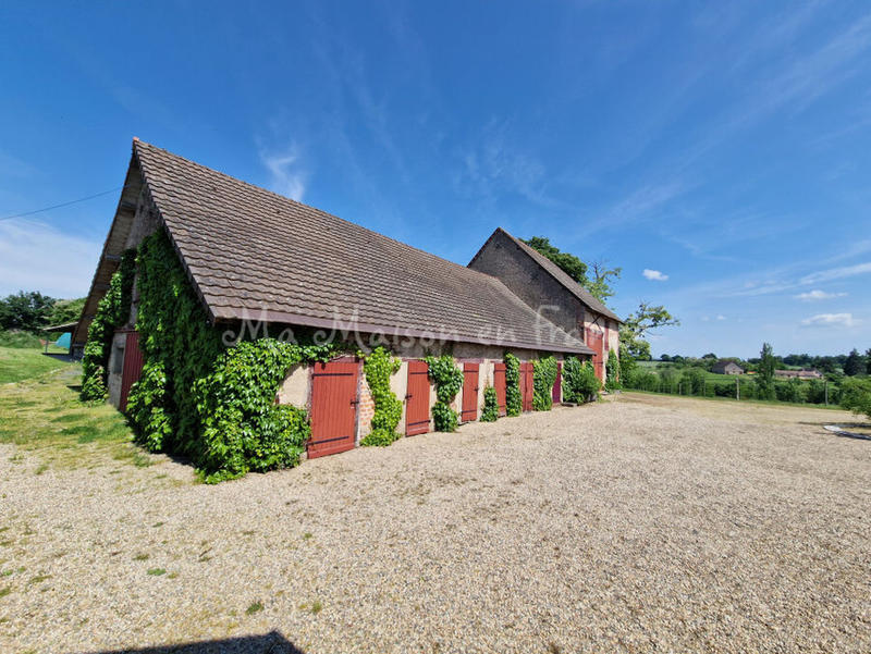 Maison - 157 m² - 11 pièces