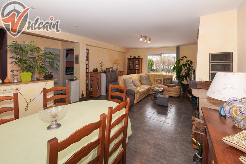 Maison - 104 m² - 5 pièces