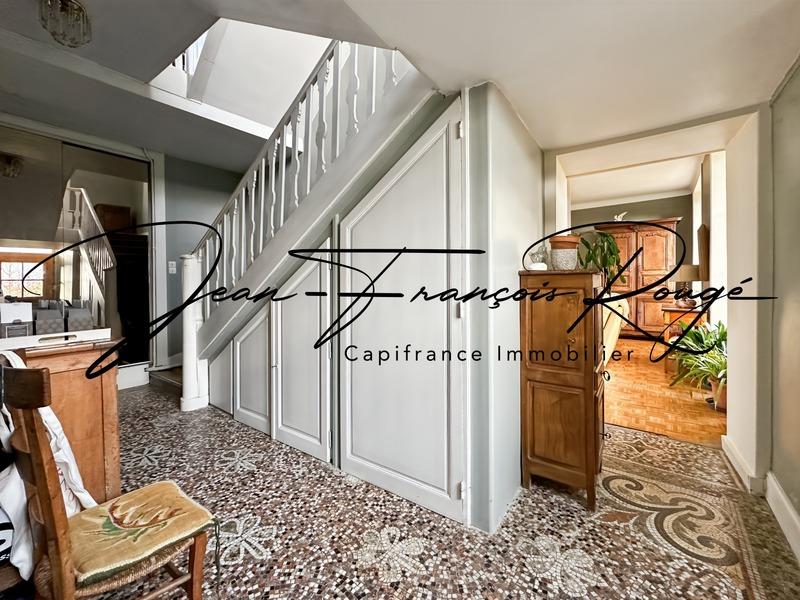 Maison - 164 m² - 5 pièces