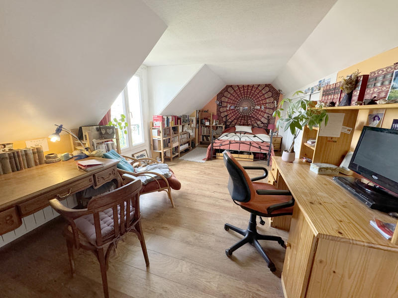 Maison - 209 m² - 8 pièces