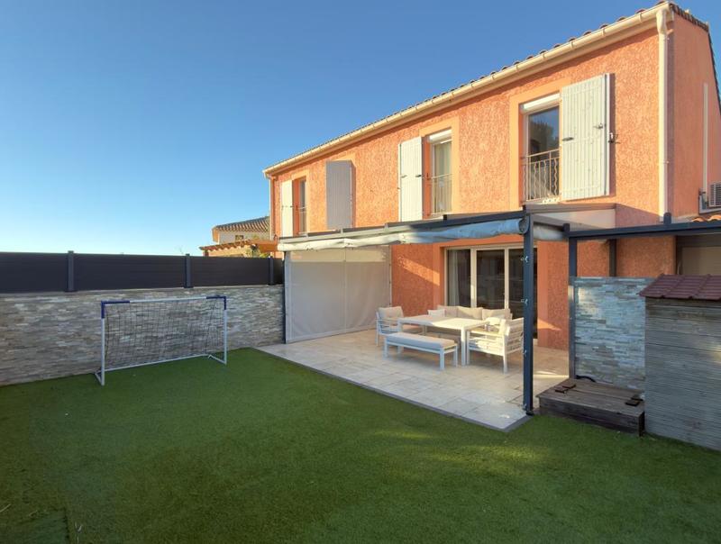 Maison - 95 m² - 4 pièces