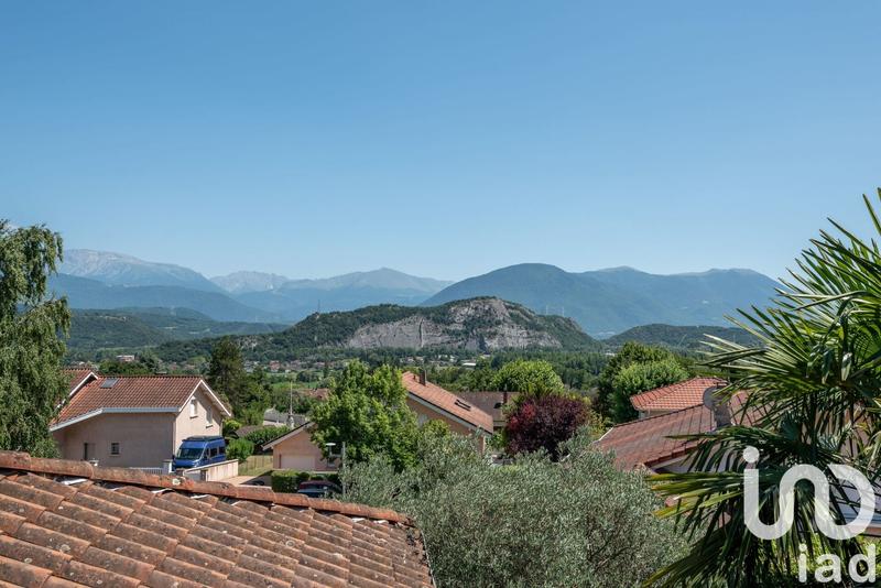 Maison - 152 m² - 6 pièces