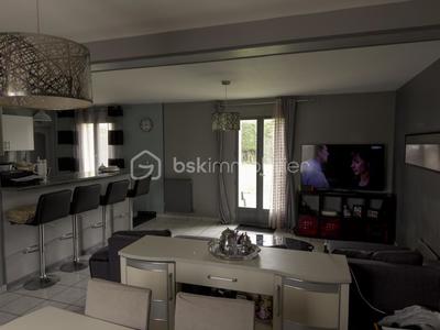 Maison - 120 m² - 6 pièces