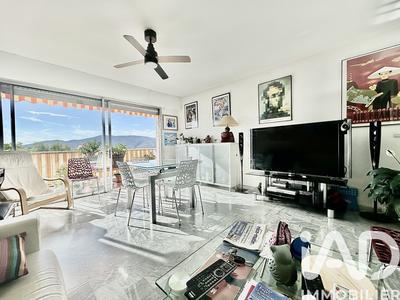 Appartement - 75 m² - 4 pièces